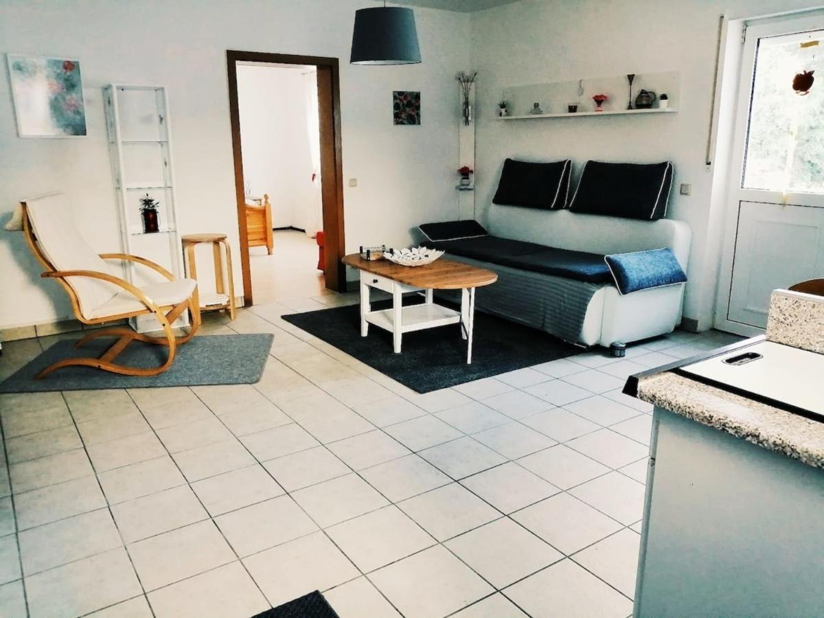 76 Qm Whg Im Eg Haus-Wohlfuehloase Vor Der Haustuer Apartment Gladenbach Екстериор снимка